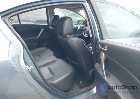 2010 Mazda Mazda3 S Grand Touring из США, поврежденный, VIN JM1BL1S53A1267532